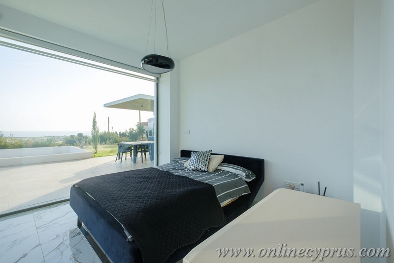 Modern villa for long term rent