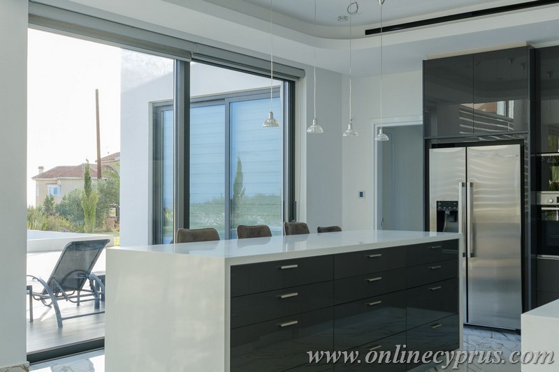 Modern villa for long term rent