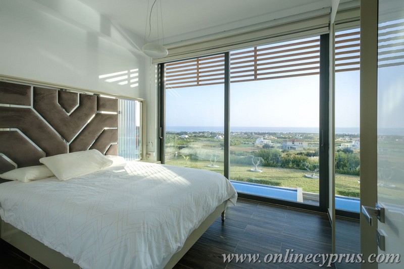 Modern villa for long term rent