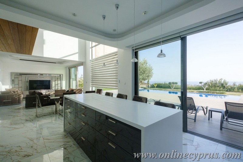 Modern villa for long term rent