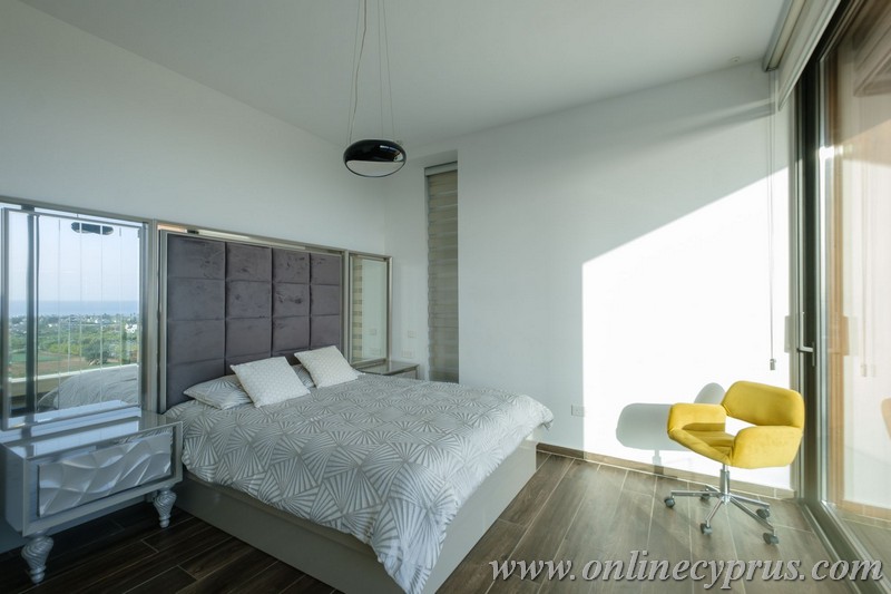 Modern villa for long term rent