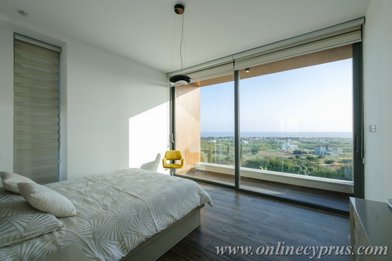 Modern villa for long term rent