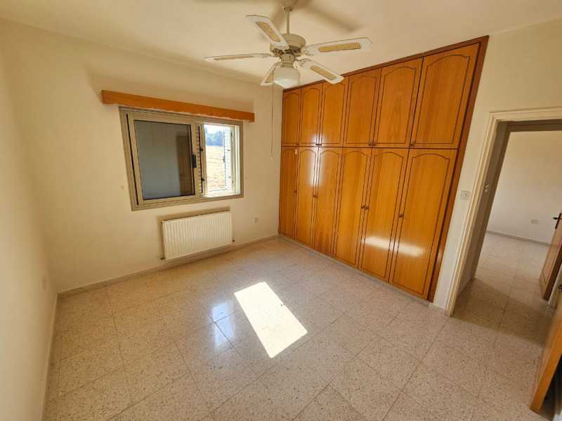 Unfurnished Semi deatached bungalow in Emba