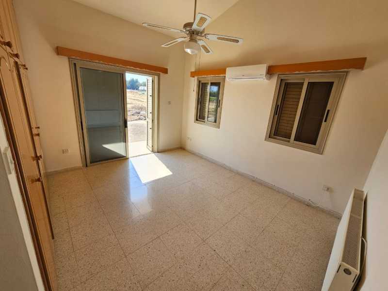 Unfurnished Semi deatached bungalow in Emba