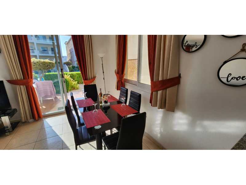 Spacious 2 bedroom apartment