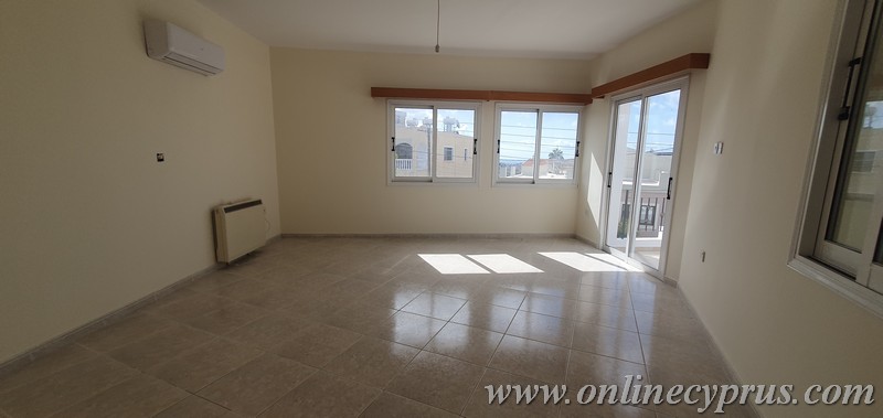 Spacious house for long term rent