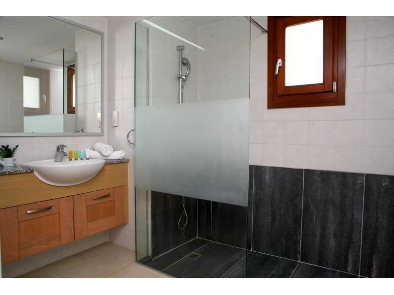 1 bedroom apartment in Aphrodite hills for long term rent