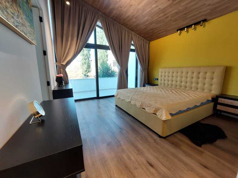 Luxury villa with amazing view for long term rent