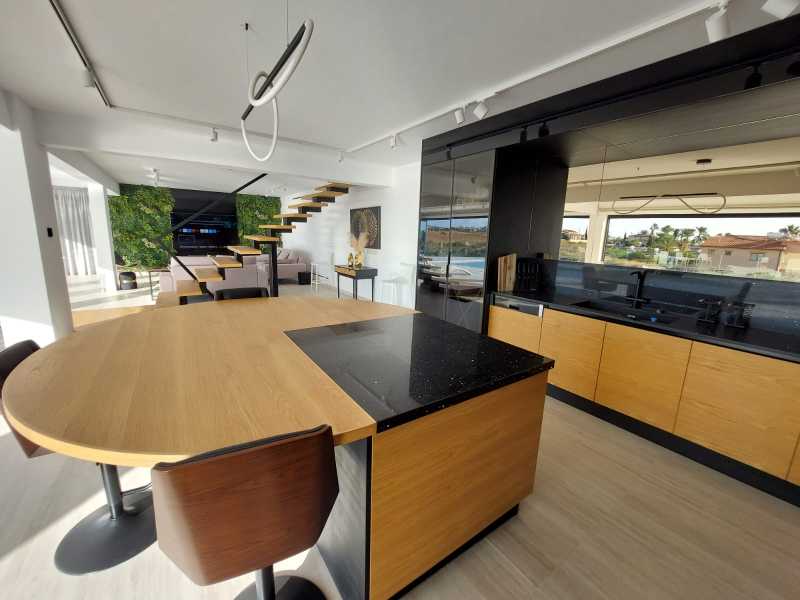 Luxury villa with amazing view for long term rent