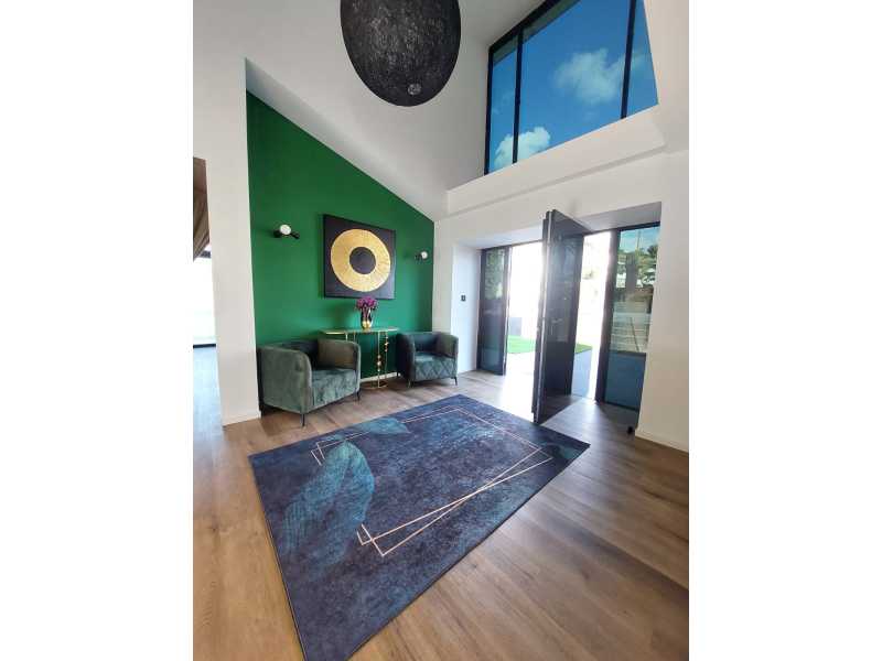 Luxury villa with amazing view for long term rent