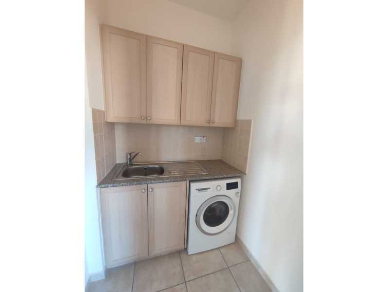2 bedroom apartment for long term rent