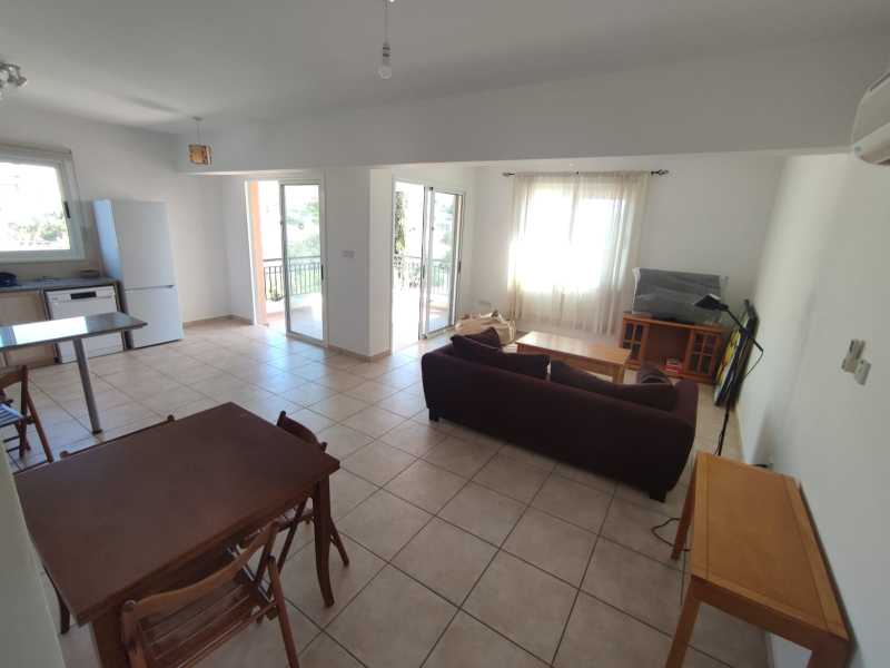 2 bedroom apartment for long term rent