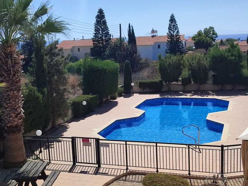 2 bedroom apartment for long term rent