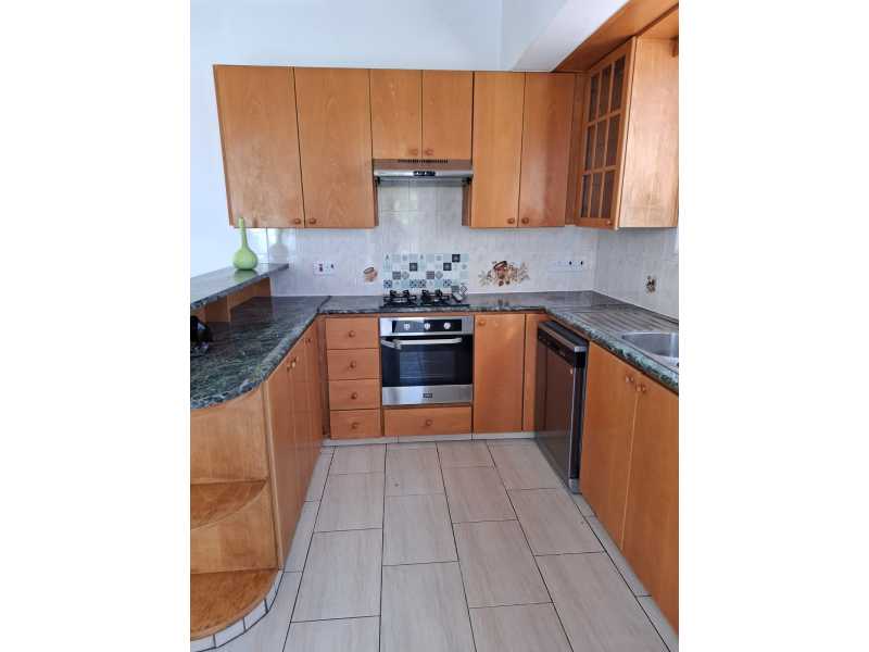 Villa for long term rent in Peyia