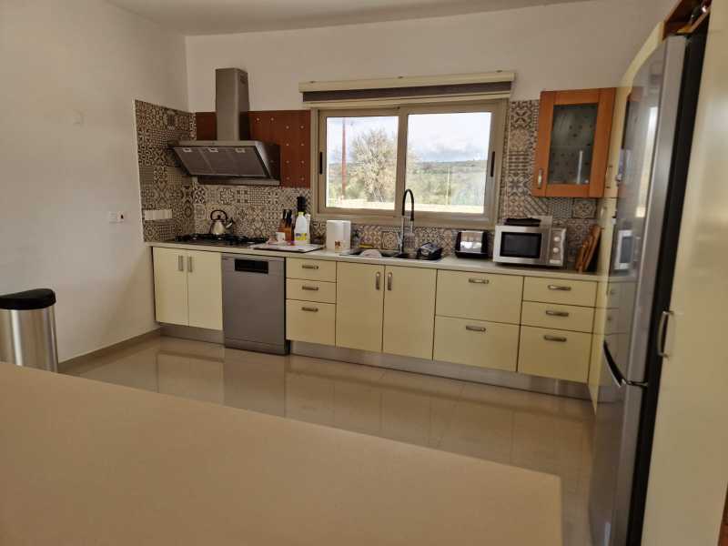 Bungalow for long term rent in Kathikas