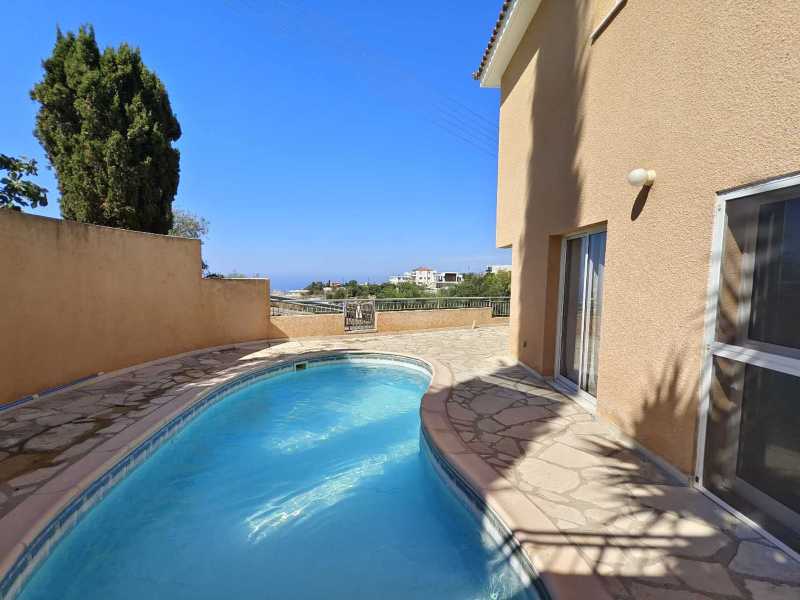 Furnished 3 beroom villa in Tala