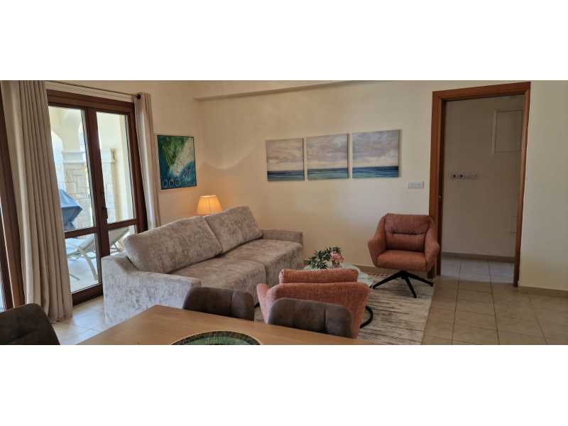 3 bedroom apartment in Aphrodite Hills for long term rent