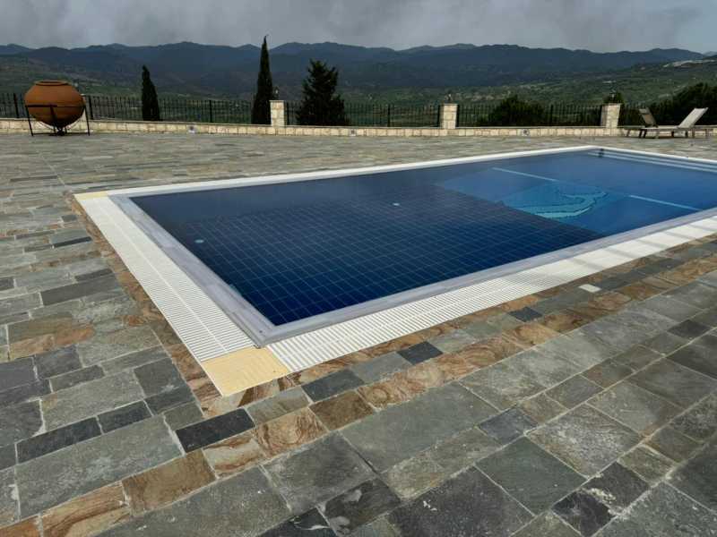 Luxury traditional house in Simou