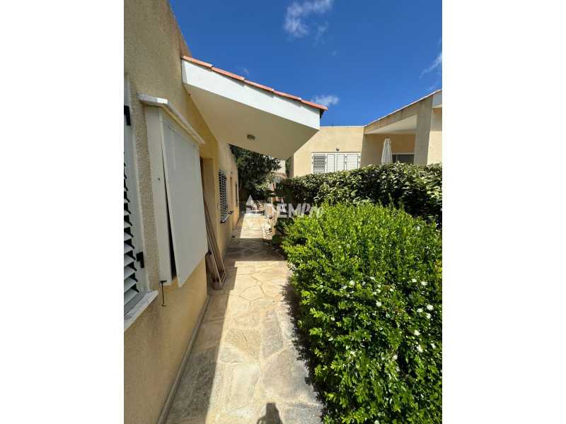 Bungalow For Rent in Chloraka, Paphos - DP4087