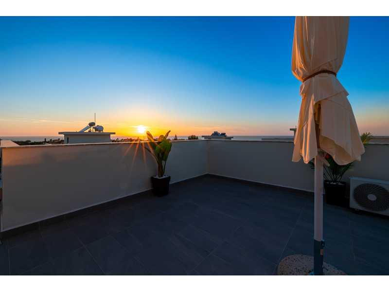 Luxury villa for long term rent