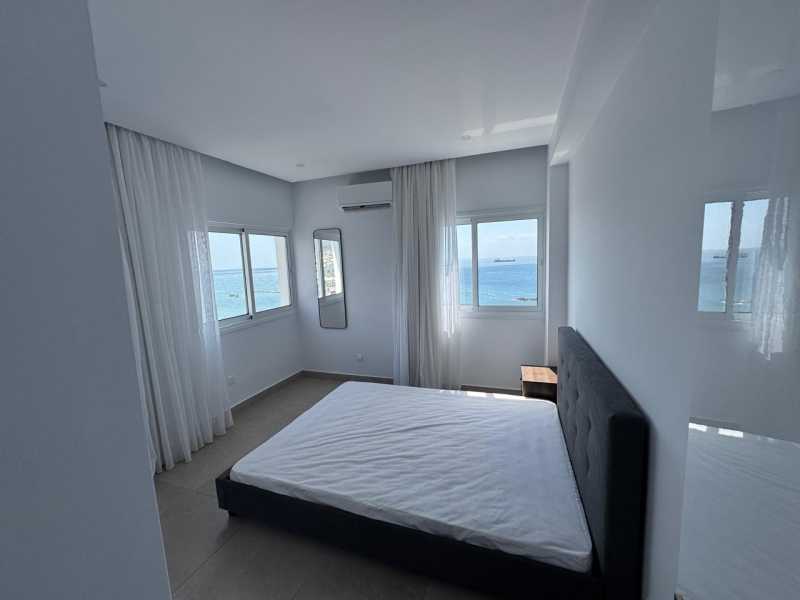 Sea front apartment in Neapolis area