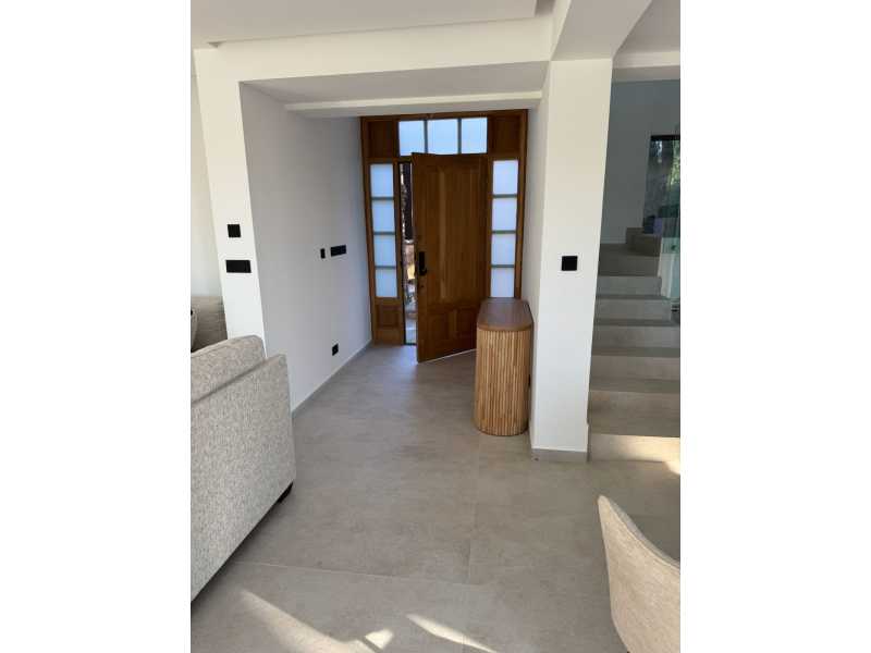 Luxury 5 bedroom villa in Aphrodie Hills