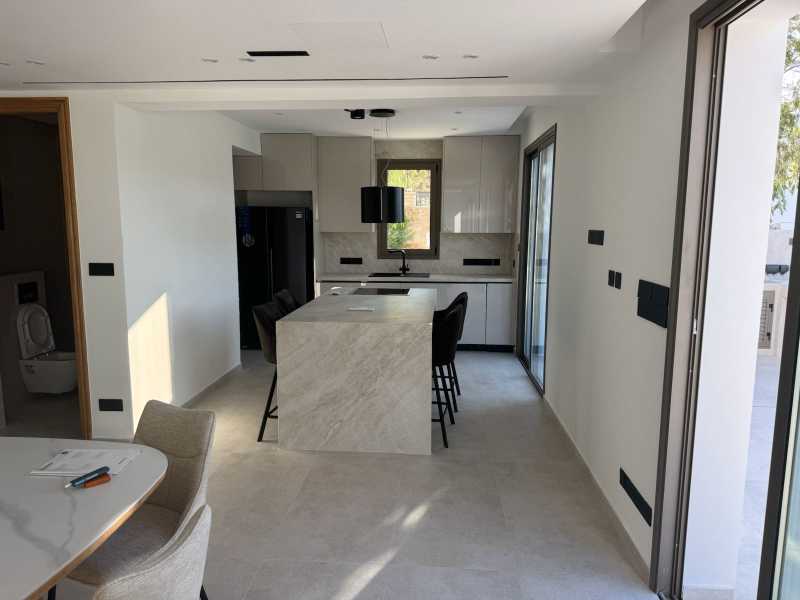 Luxury 5 bedroom villa in Aphrodie Hills