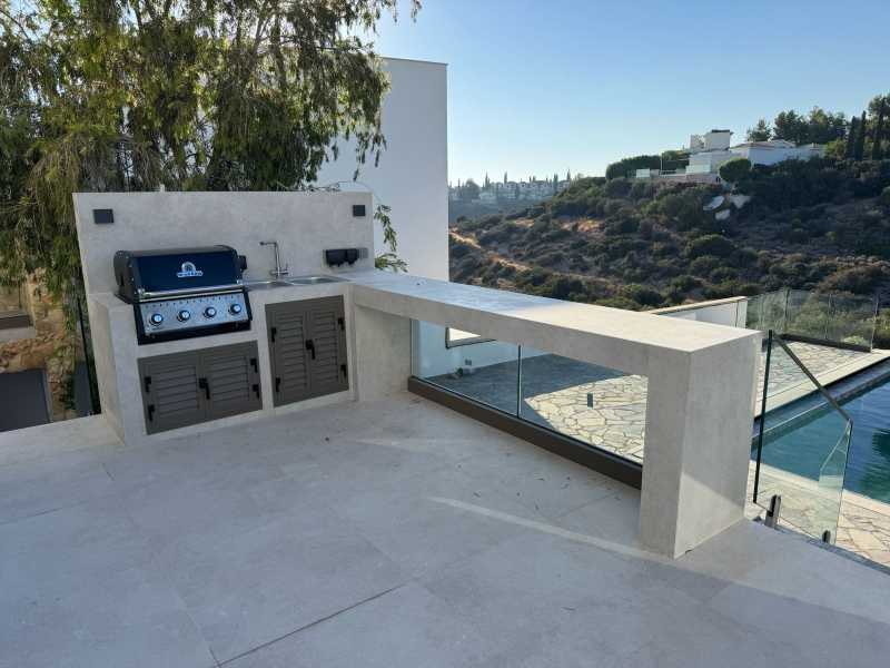 Luxury 5 bedroom villa in Aphrodie Hills