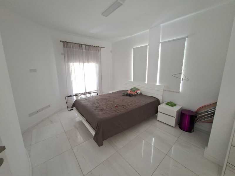 Sea front villa for long term rent