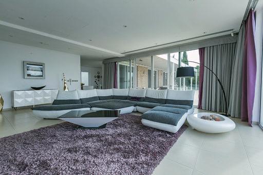 Stunning Modern Villa in Agios Georgios for Long-Term Rent