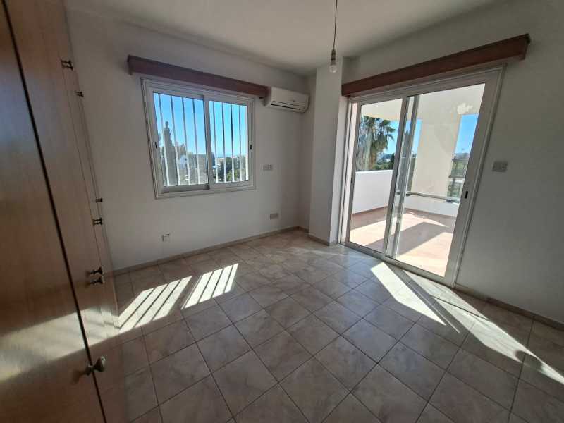 Spacious Topfloor apartment