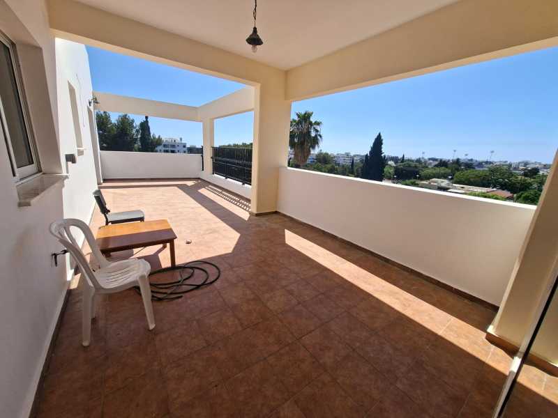 Spacious Topfloor apartment
