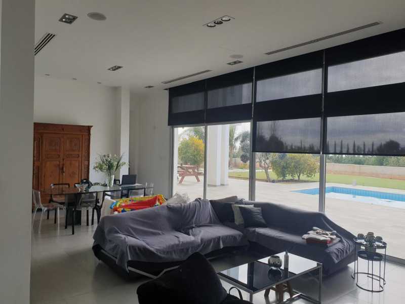 Modern villa for long term rent in Anarita