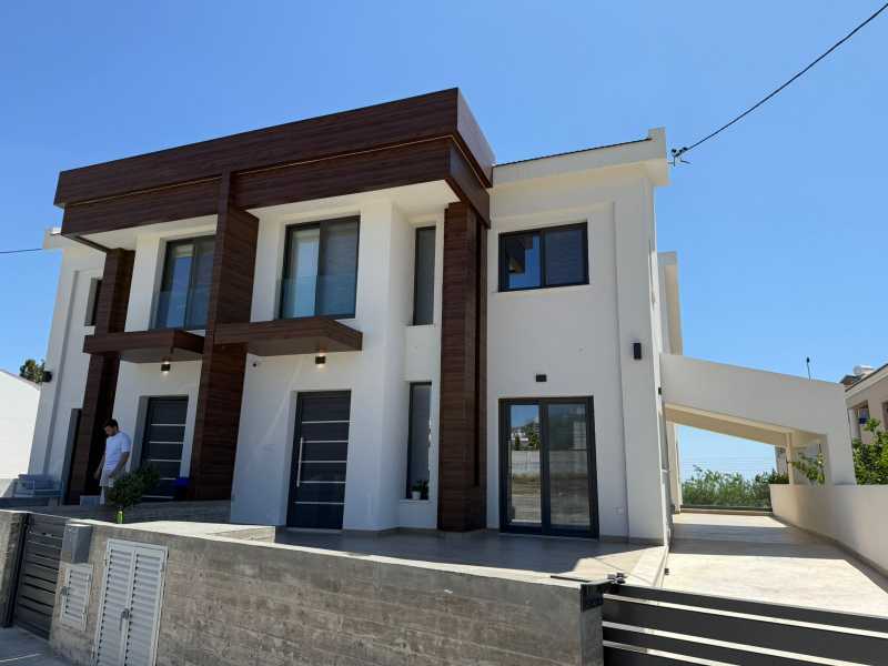 5 bedroom villa for long term rent