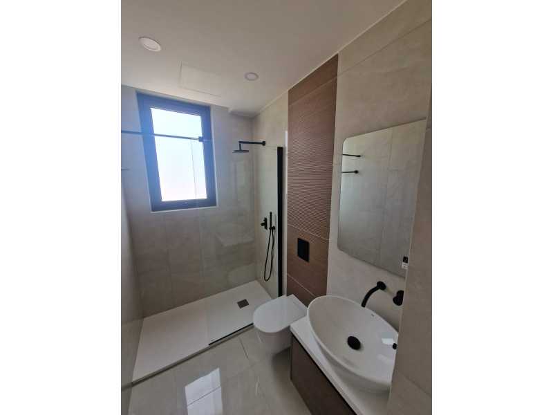 Modern villa in Yeroskipou