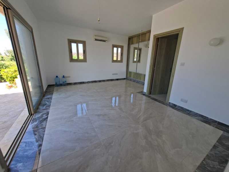 Spacious brand new villa in Saint George