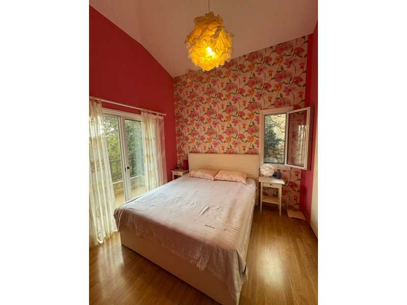 Detached villa in Kamares