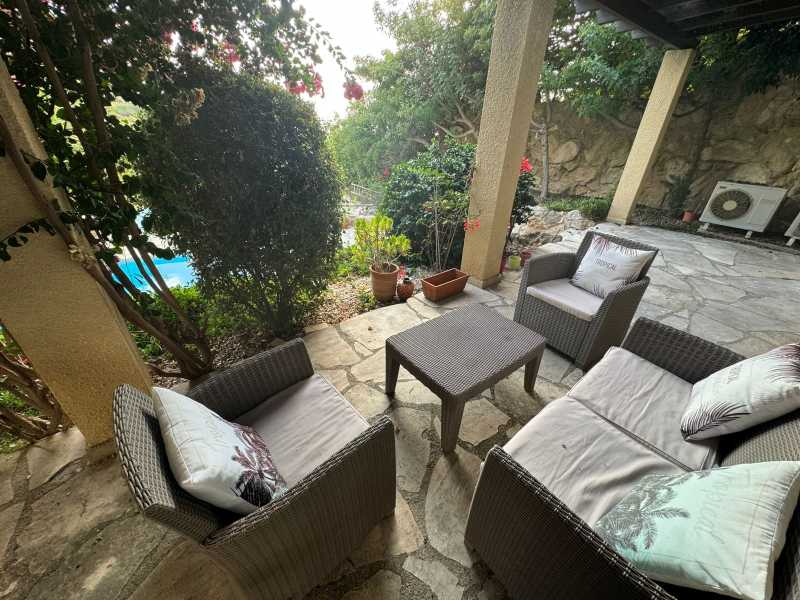 Detached villa in Kamares