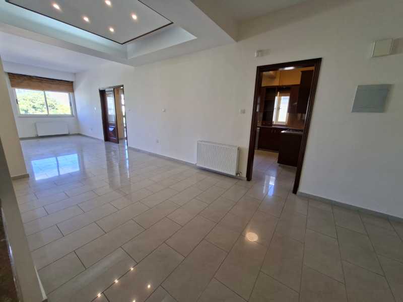 Spacious apartment for long term rent in Yeroskipou