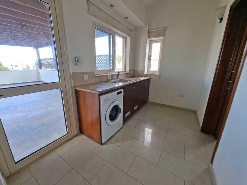 Spacious apartment for long term rent in Yeroskipou