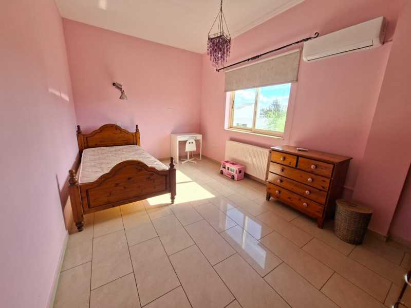 Spacious apartment for long term rent in Yeroskipou