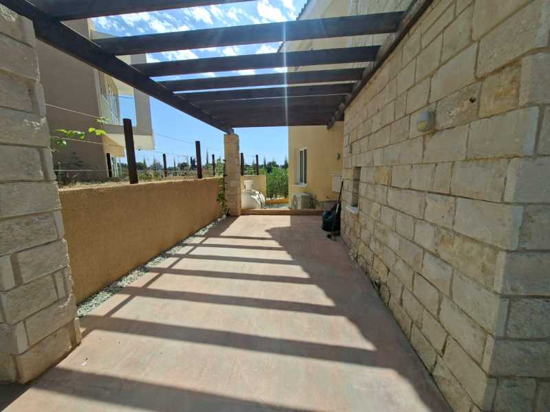 Lovely detached villa for long term rent