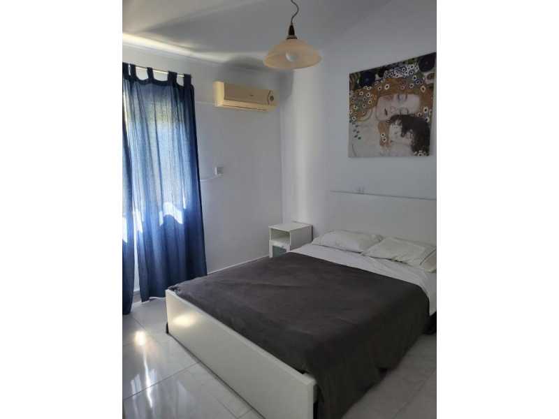 Unique villa in Coral bay for long term rent