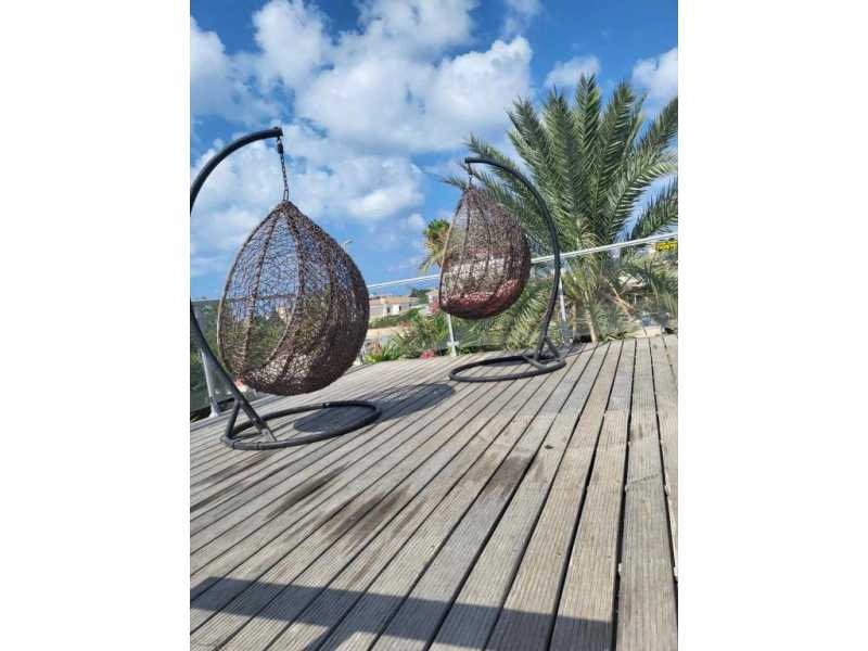 Unique villa in Coral bay for long term rent