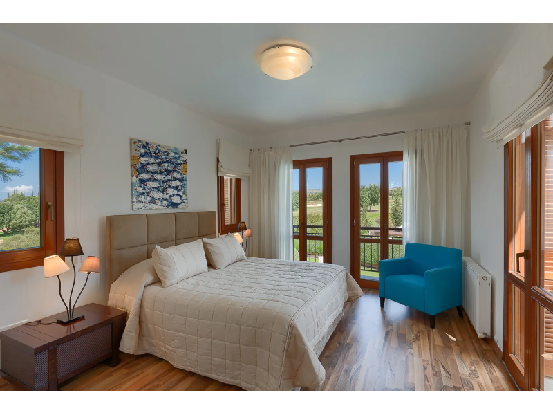 5 bedroom villa for long term rent