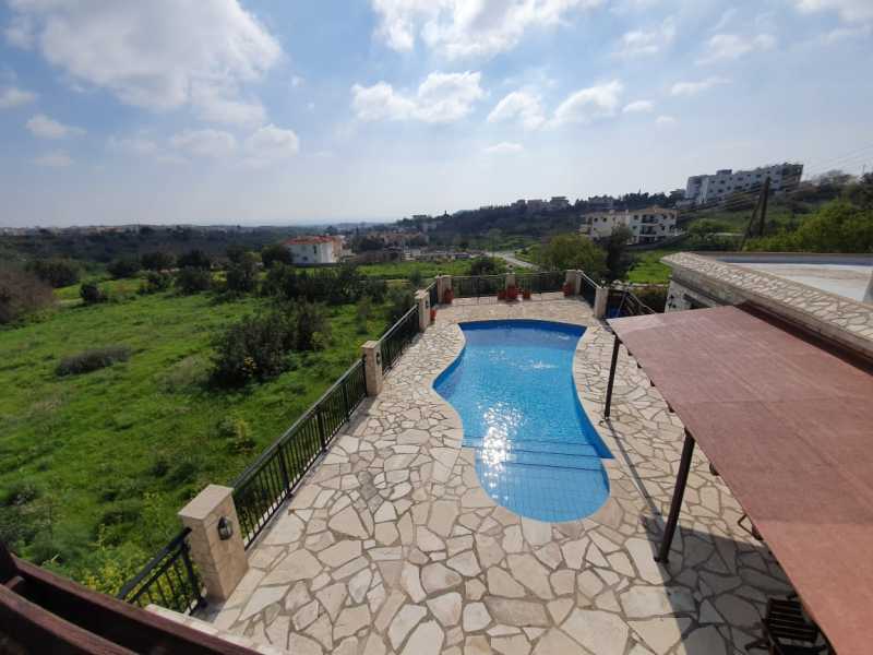 Lovely traditional house for sale