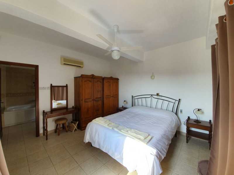 Lovely traditional house for sale