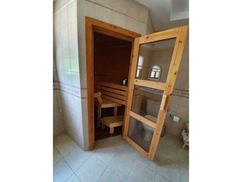 Lovely traditional house for sale