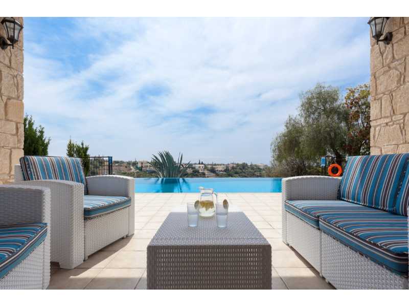 Lovely villa for long term rent in Aphrodite Hills