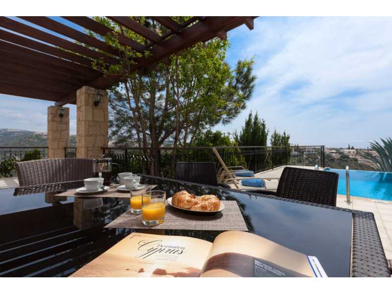 Lovely villa for long term rent in Aphrodite Hills